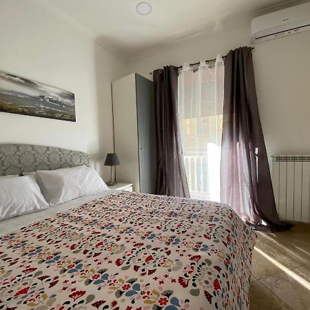 ホテル Falu Napoli Centro Camera Con Cucina E Bagno Privato エクステリア 写真