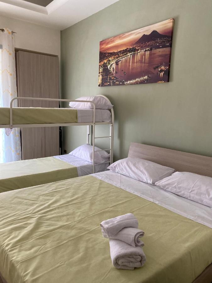 ホテル Falu Napoli Centro Camera Con Cucina E Bagno Privato エクステリア 写真