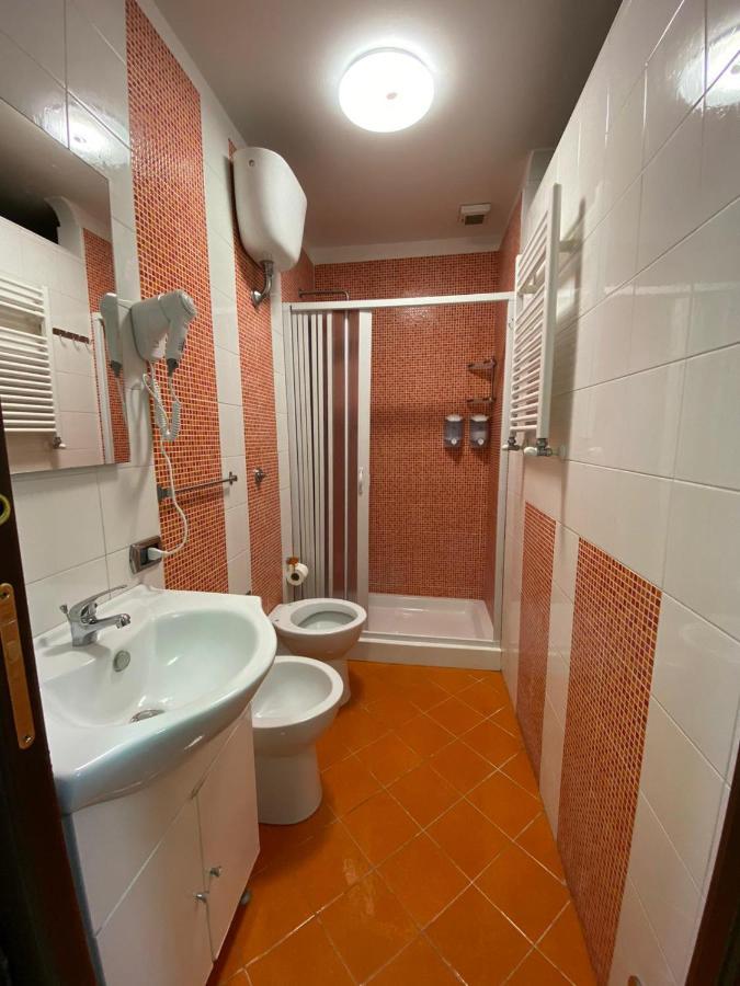 ホテル Falu Napoli Centro Camera Con Cucina E Bagno Privato エクステリア 写真