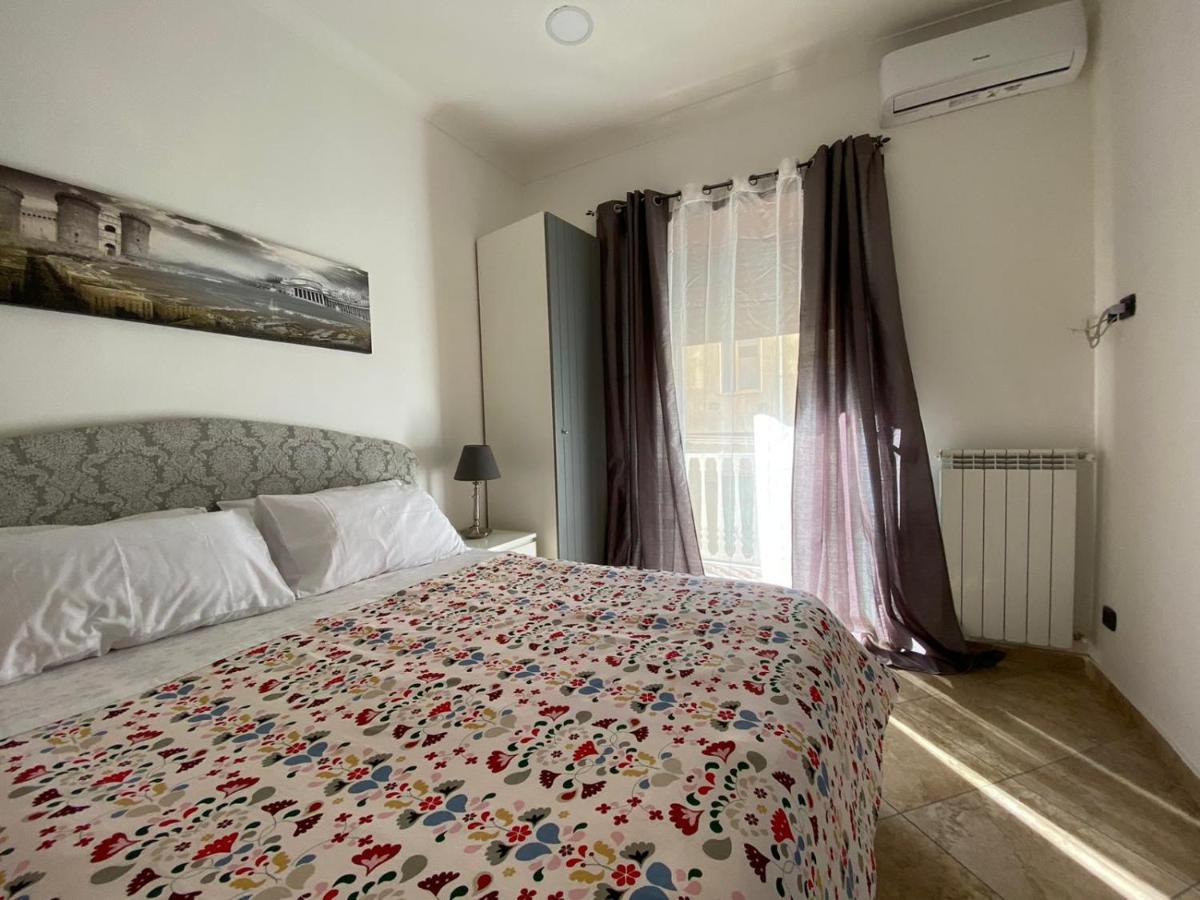 ホテル Falu Napoli Centro Camera Con Cucina E Bagno Privato エクステリア 写真