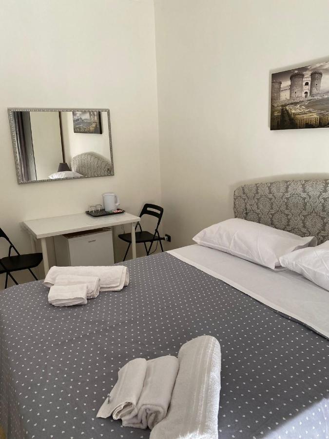 ホテル Falu Napoli Centro Camera Con Cucina E Bagno Privato エクステリア 写真
